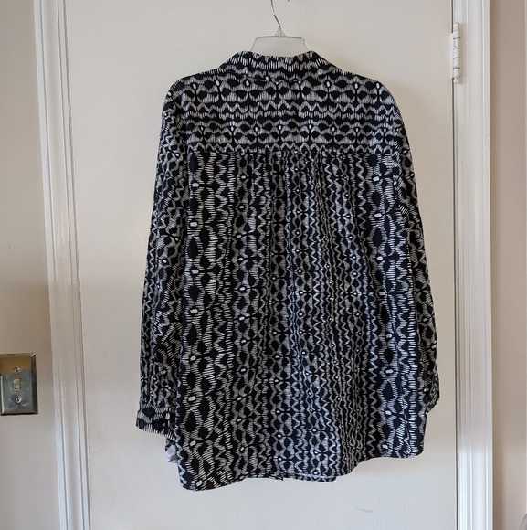 Roaman's Button Down Blouse 2X - Picture 4 of 9